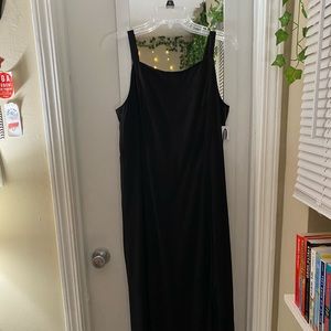 Black maxi strappy dress